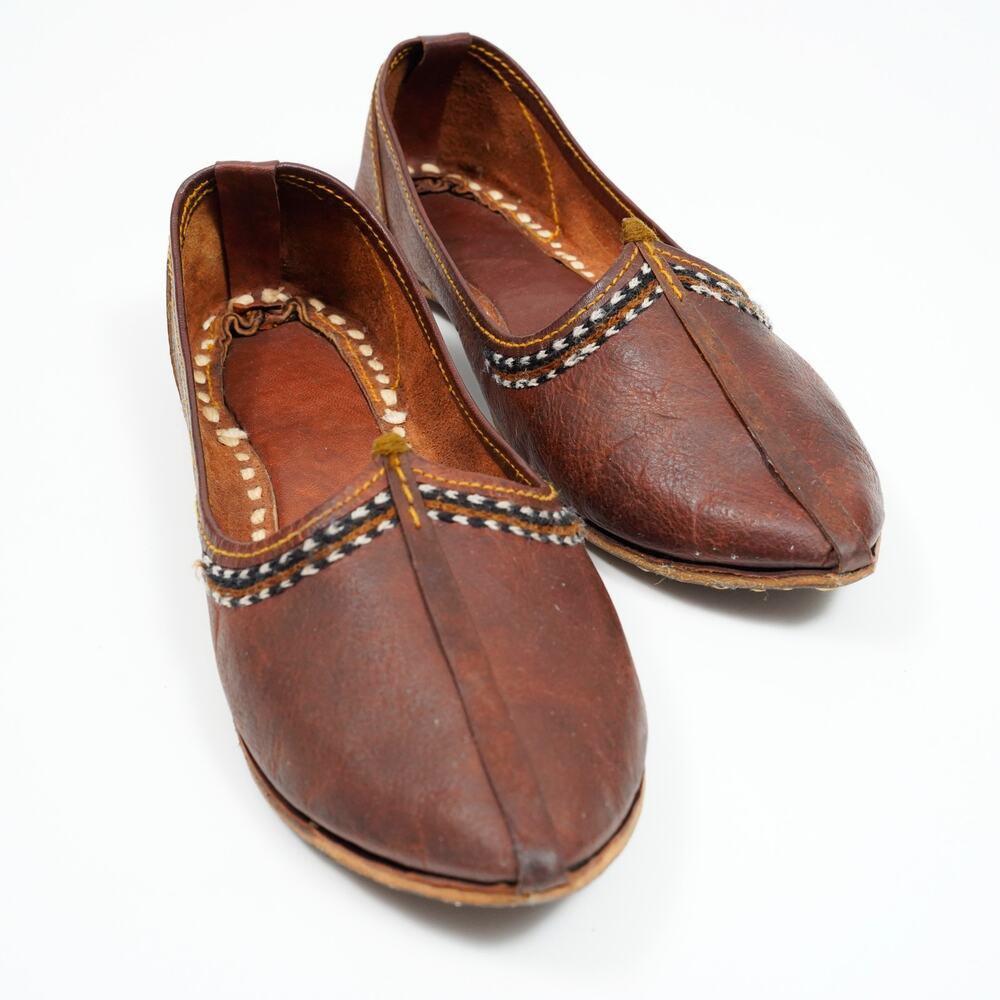 Men’s Jootis Thread Work Leather Shoes Size 40 (US 7–7.5) Narrow Fit